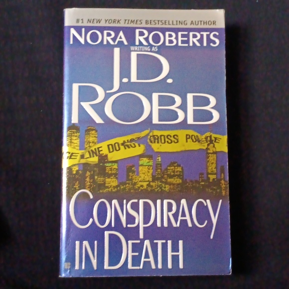 J.D. Robb Book Collection - Picture 4 of 9